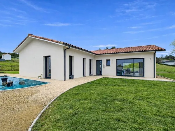 Maison de plain-pied 4 pièces 150 m²