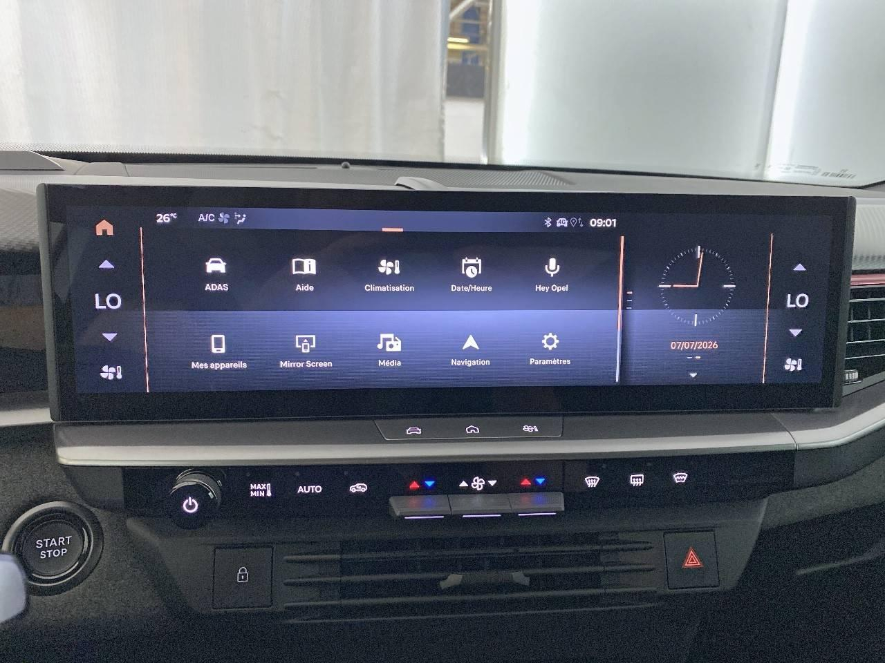 Opel Grandland 1.2 turbo hybrid 145 ch e-dct6 gs — photo 14