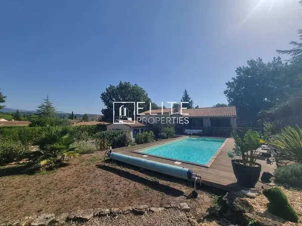 FAYENCE - VILLA 175 M² - PISCINE - DÉPENDANCE (50m2)