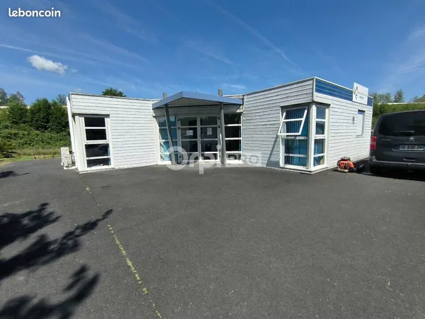 Bureau 143 m²