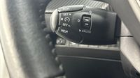 Peugeot 2008 1.2 PureTech 130ch S&S Allure Pack EAT8 — photo 17