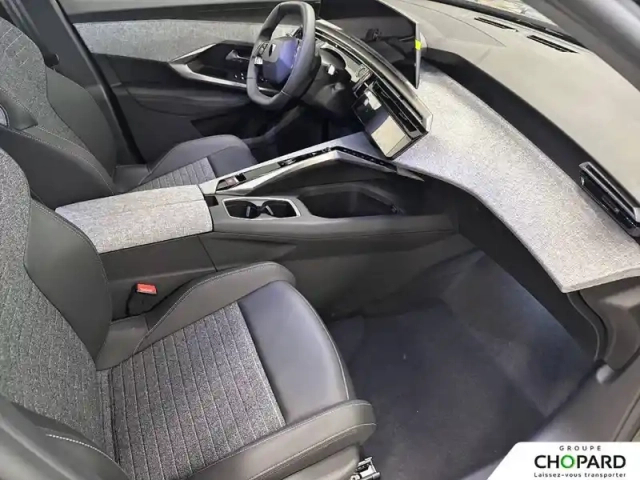 Peugeot 3008 electrique 210 ch 73 kwh — photo 32