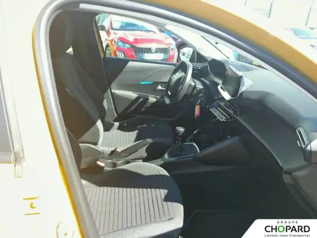 Peugeot 208 puretech 100 s&amp;s bvm6 — photo 45