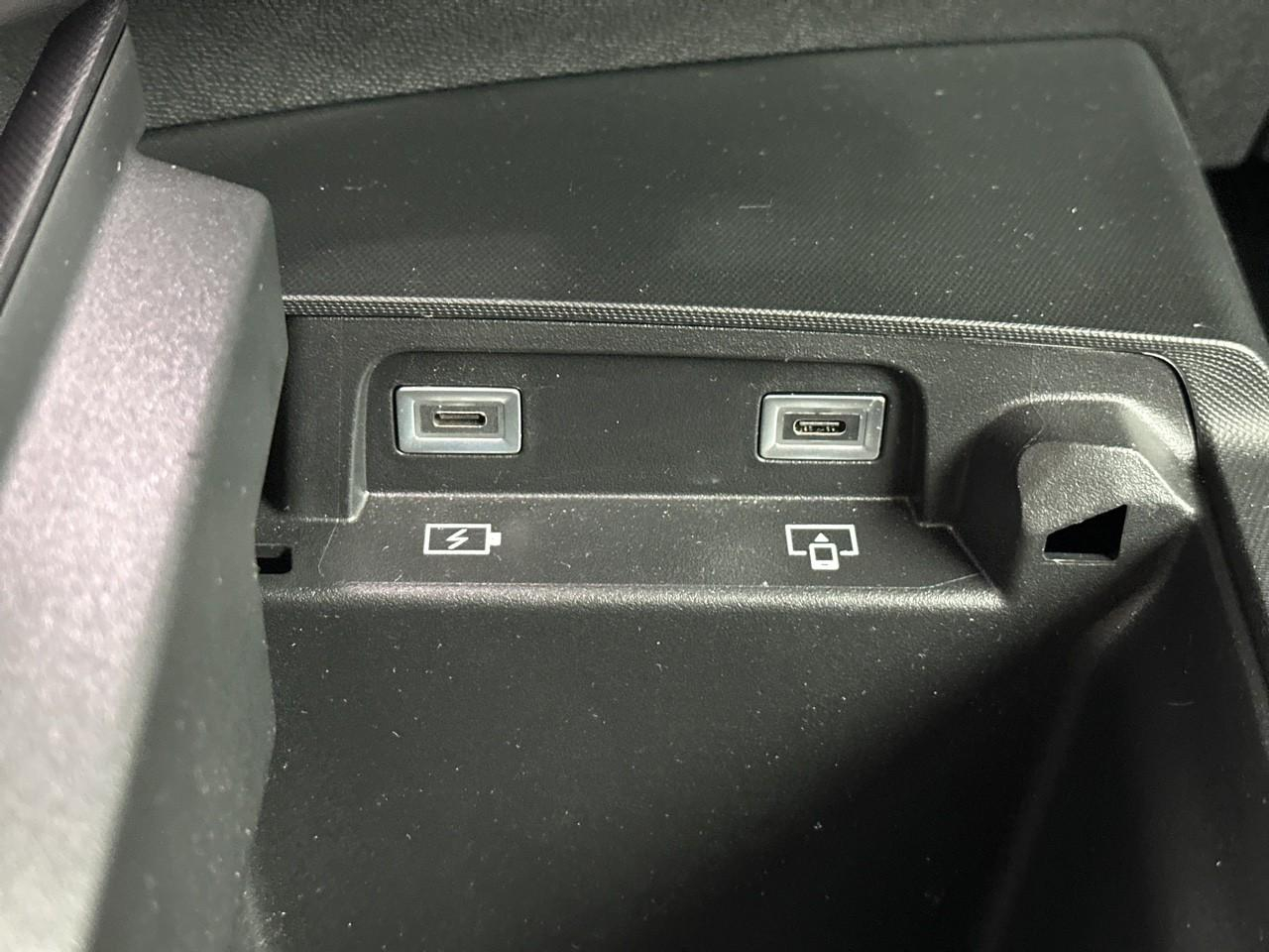 Peugeot 3008 hybrid 145 e-dcs6 gt — photo 33