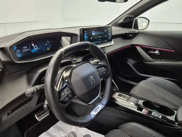 Peugeot 208 electrique 50 kwh 136ch — photo 12