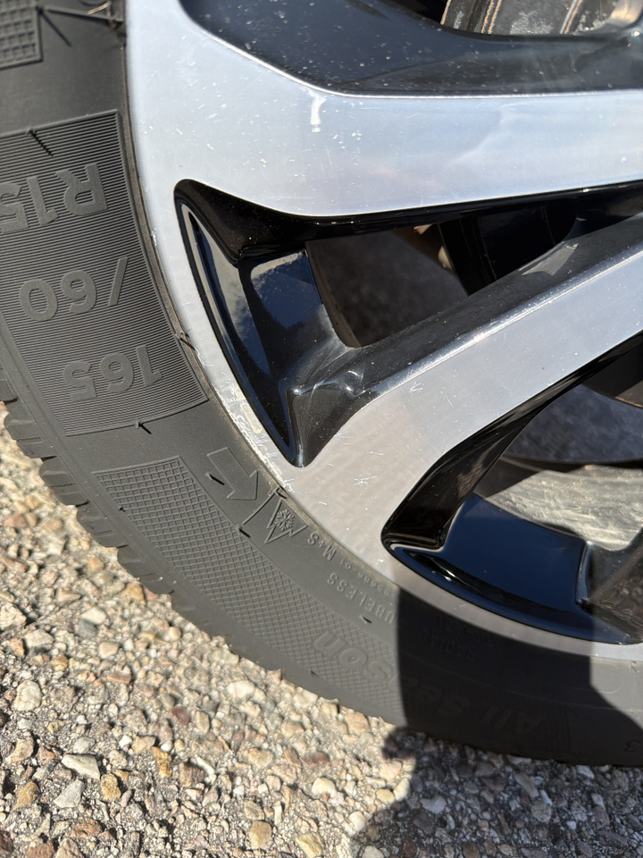 Citroen C1 VTi 68 — photo 24