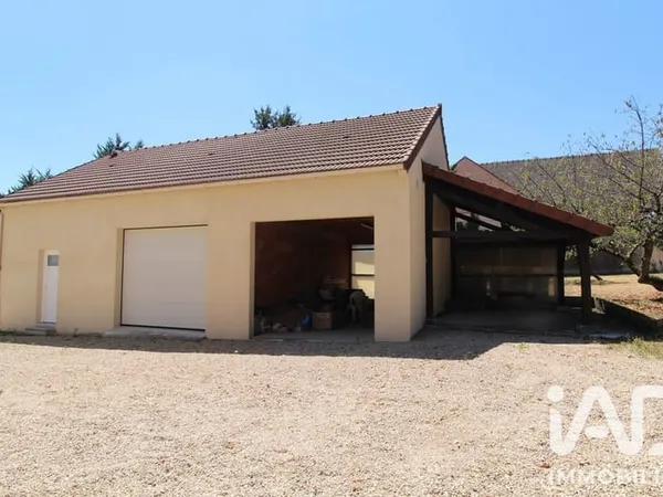 Appartement 1 pièce 92 m²