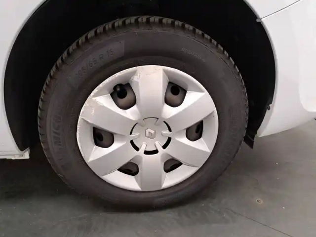 Renault Kangoo blue dci 80 — photo 15