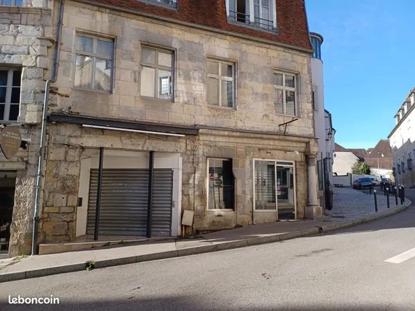 Local commercial 25 rue de la Madeleine - BESANCON