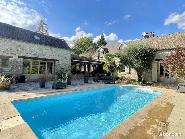Maison 8 pièces 165 m²