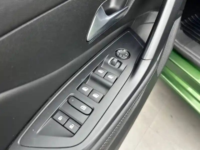 Peugeot 308 bluehdi 130ch s&amp;s eat8 — photo 38