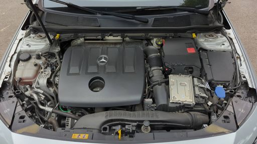 Mercedes Classe A 180 d 116  7G-DCT - AMG Line – 2021 – 101091 km – Diesel – Boîte Automatique — photo 30