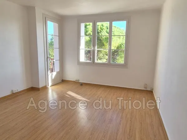 Location appartement 3 Pièce(s)