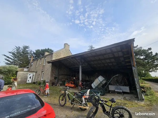 Hangar semi-ouvert 96m² à louer - hivernage camping-car