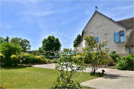 Longère 12 pièces 370 m²