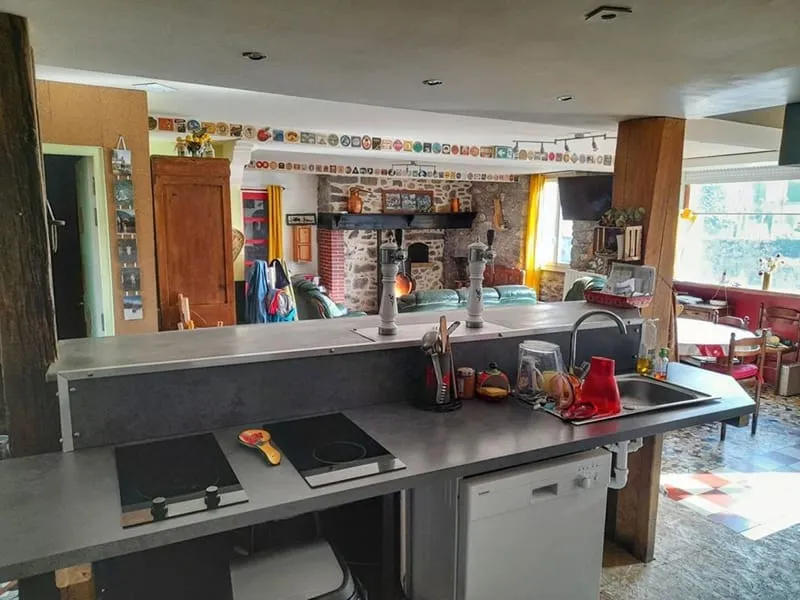 Photo 3