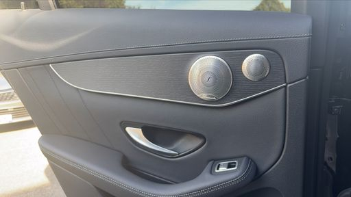 Mercedes Classe GLC 300 e  320 EQ Power 4Matic 9G-Tronic - AMG Line – 2021 – 27029 km – Hybride essence – Boîte Automatique — photo 8