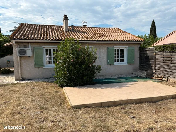 Maison de lotissement 80 m² avec jardin - 2 chambres - Saint-Thibéry