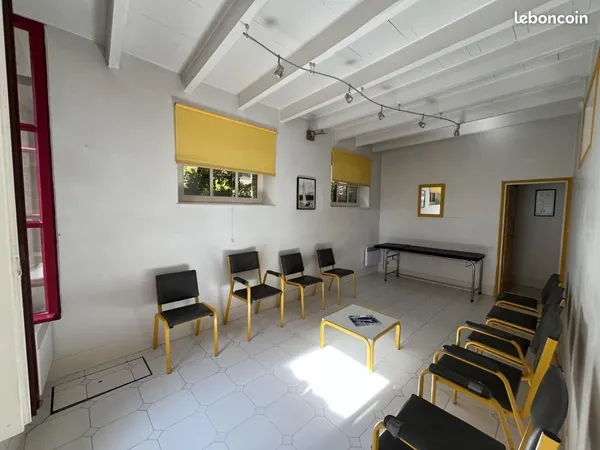 Bureaux 47 m²