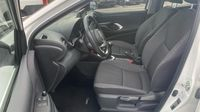 Toyota Yaris 70 VVT-i Dynamic 5p MY22 — photo 12