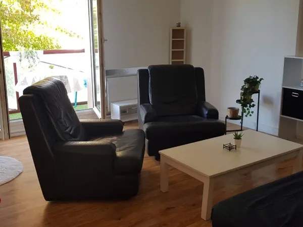 Joli F3 meublé dans beau quartier
