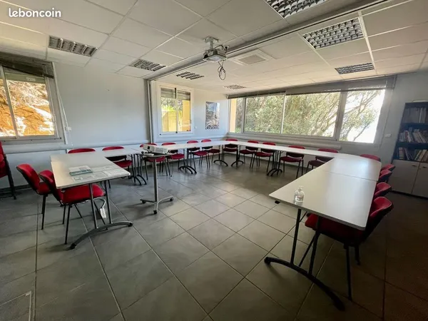 Vente pro (murs) | Bureaux | 226 m² | Ajaccio