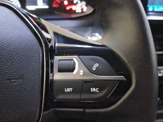 Peugeot 208 bluehdi 100 s&amp;s bvm6 — photo 25