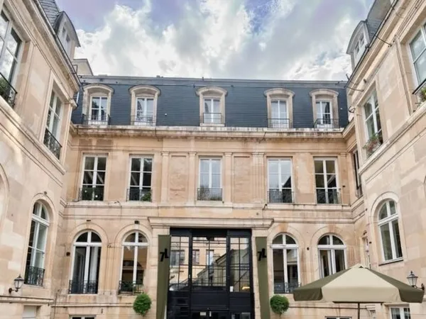 Bureaux 1940 m²