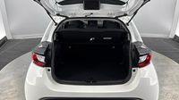 Toyota Yaris 116h Dynamic 5p MY22 — photo 14