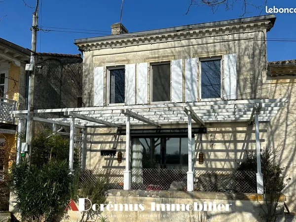 Maison 4 pièces 196 m²