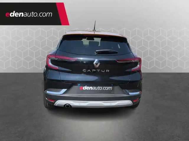 Renault Captur blue dci 115 edc — photo 6