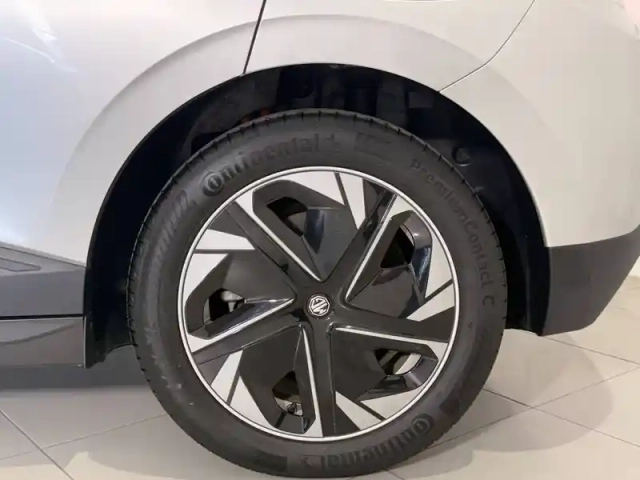 Mg Mg4 electric 64kwh - 150 kw 2wd — photo 9