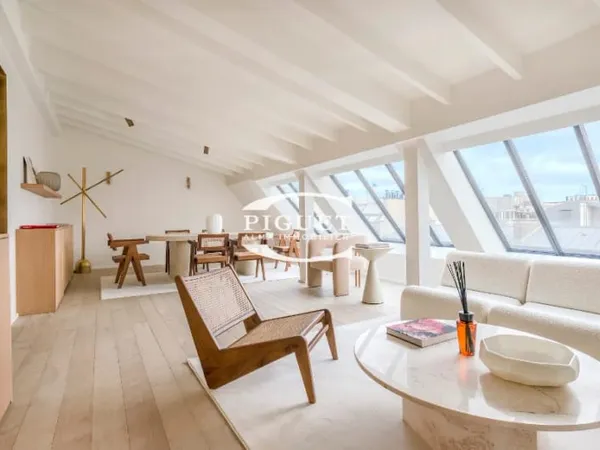 Duplex 7 pièces 235 m²