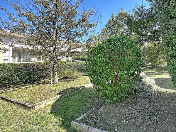 Studio 1 pièce 25 m²