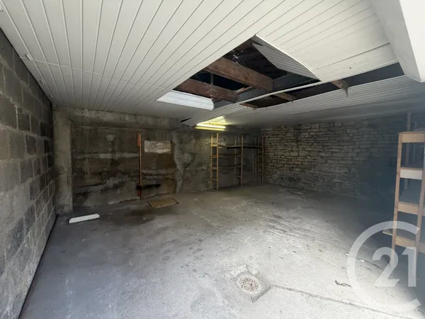 Parking 35 m²