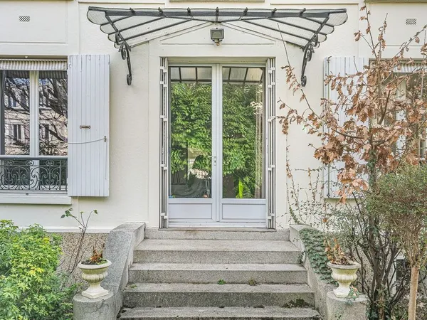 Maison 8 pièces 294 m²