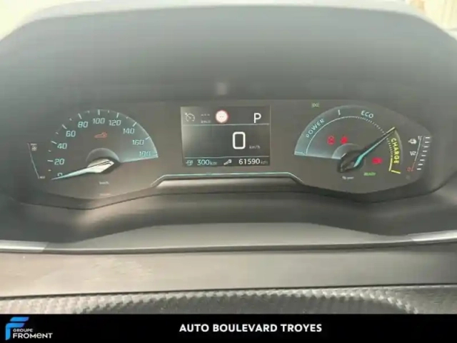 Peugeot 208 e- 136ch active — photo 25