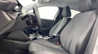 Peugeot 208 1.2 PureTech 100ch S&S Allure Pack — photo 9