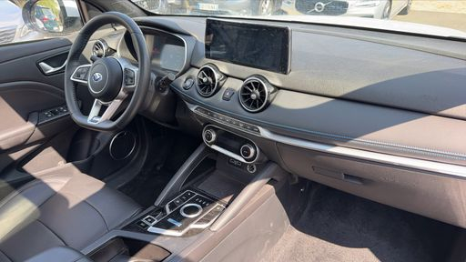 DFSK Seres 3 EV 163 - Pack Luxury – 2025 – 4500 km – Électrique – Boîte Automatique — photo 25
