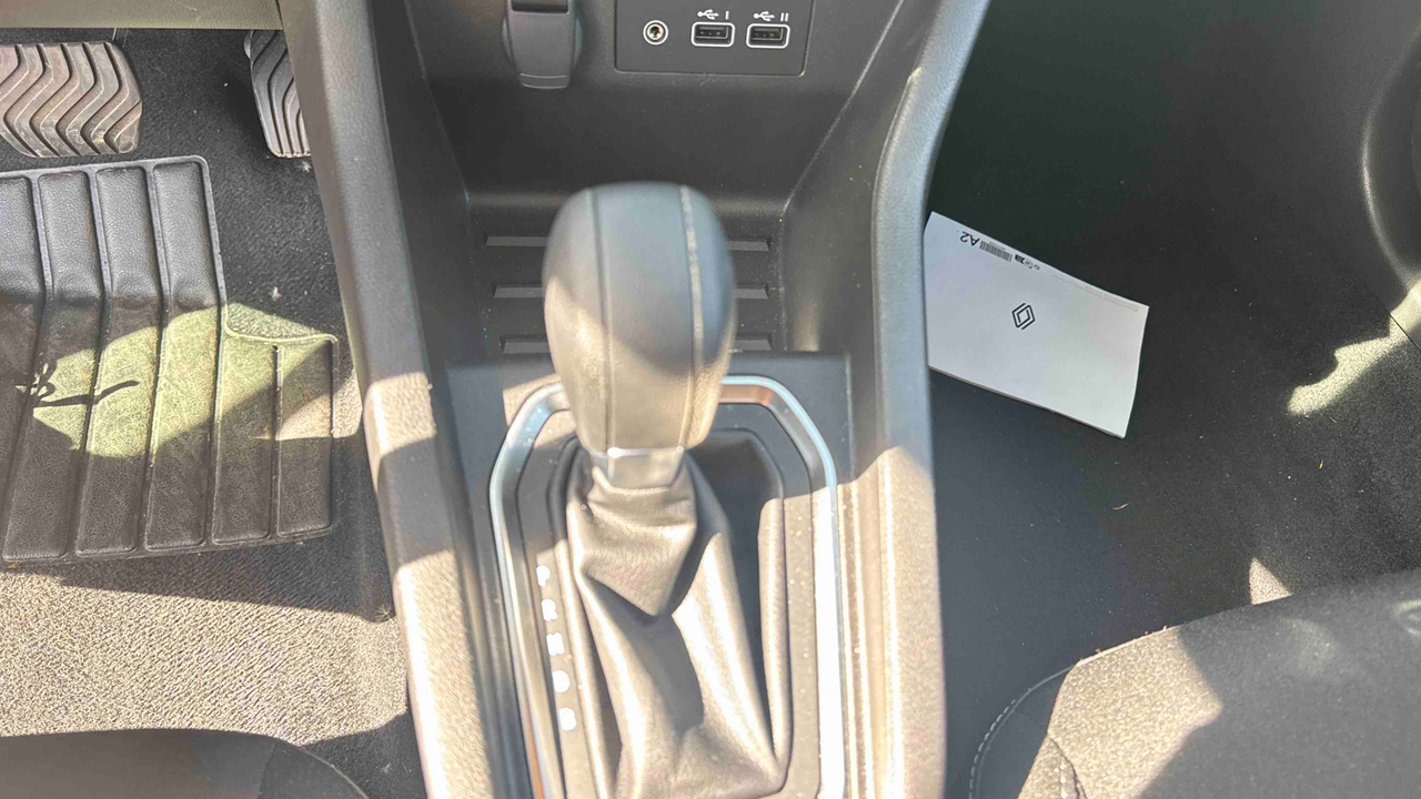 Renault Clio E-Tech full hybrid 145 ch GSR2 — photo 22