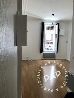 Studio 1 pièce 28 m²