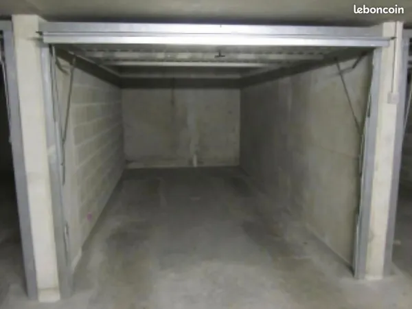 Garage fermé Lagon Bleu 15m2