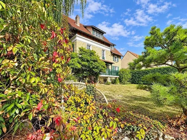 Maison 6 pièces 200 m²