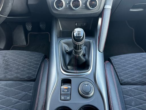 Renault Kadjar 1.7 dCi 150 AWD - Esf – 2019 – 120000 km – Diesel – Boîte Manuelle — photo 49
