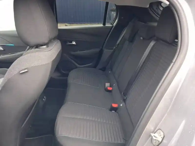 Peugeot 208 electrique 50 kwh 136ch — photo 10