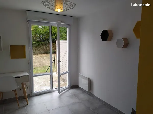 Studio 1 pièce 17m2 avec terrasse