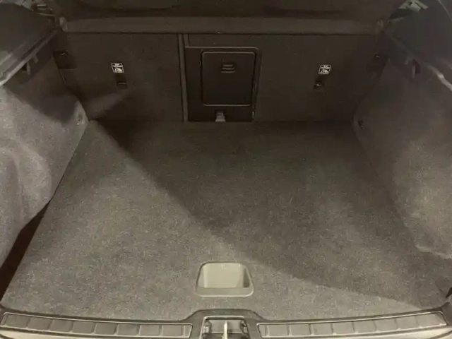 Volvo Xc40 recharge 231 ch 1edt — photo 27