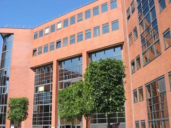 Bureaux 573 m²