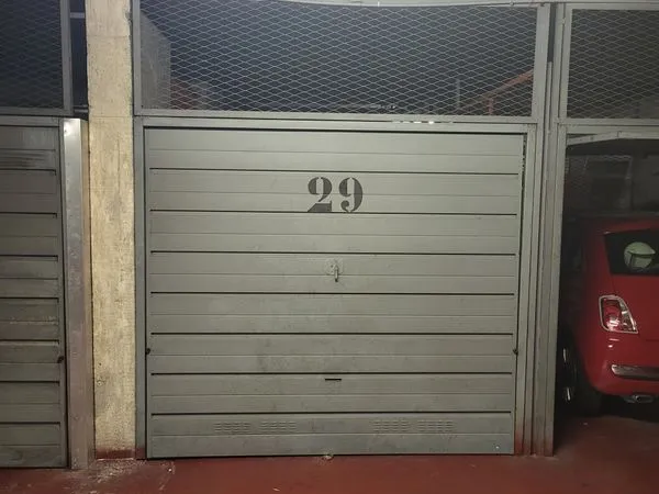 Box à vendre Paris-Villiers-Lévis