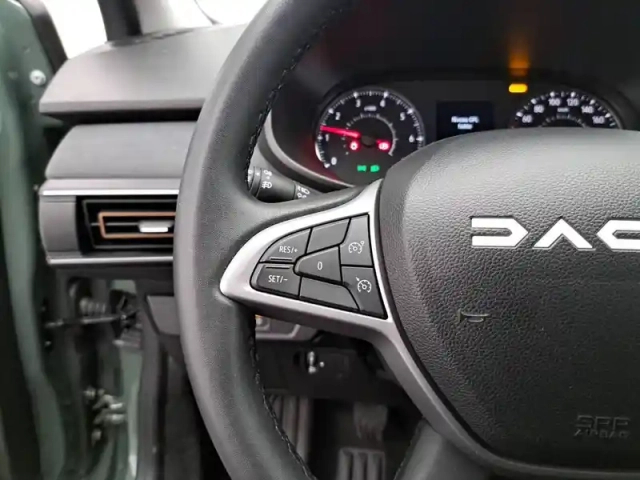 Dacia Jogger eco-g 100 7 places gsr2 — photo 32